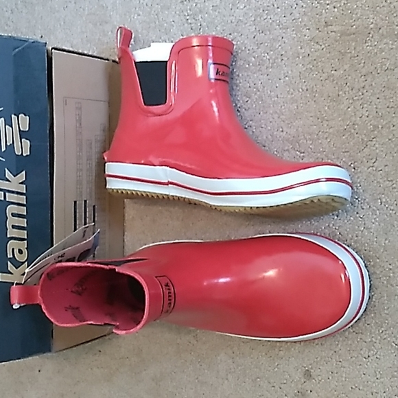 kamik red rain boots